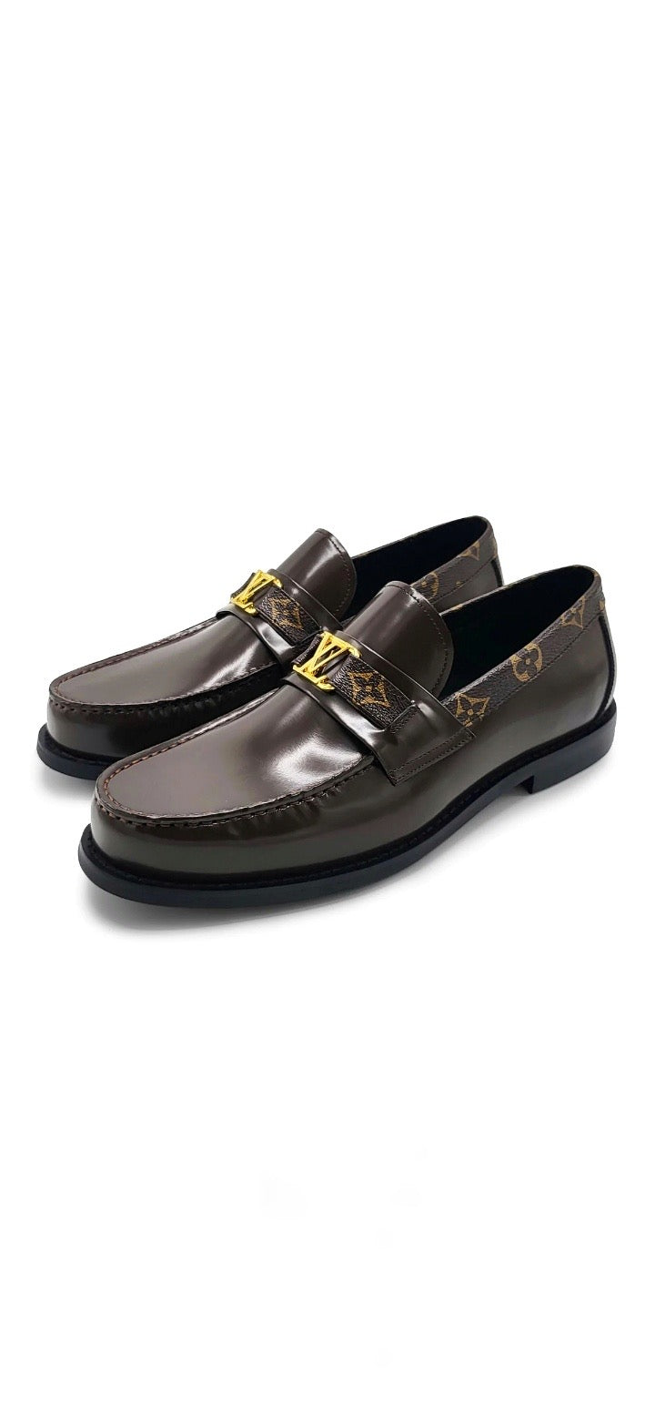 L.V CLASSIC MOCCASINS